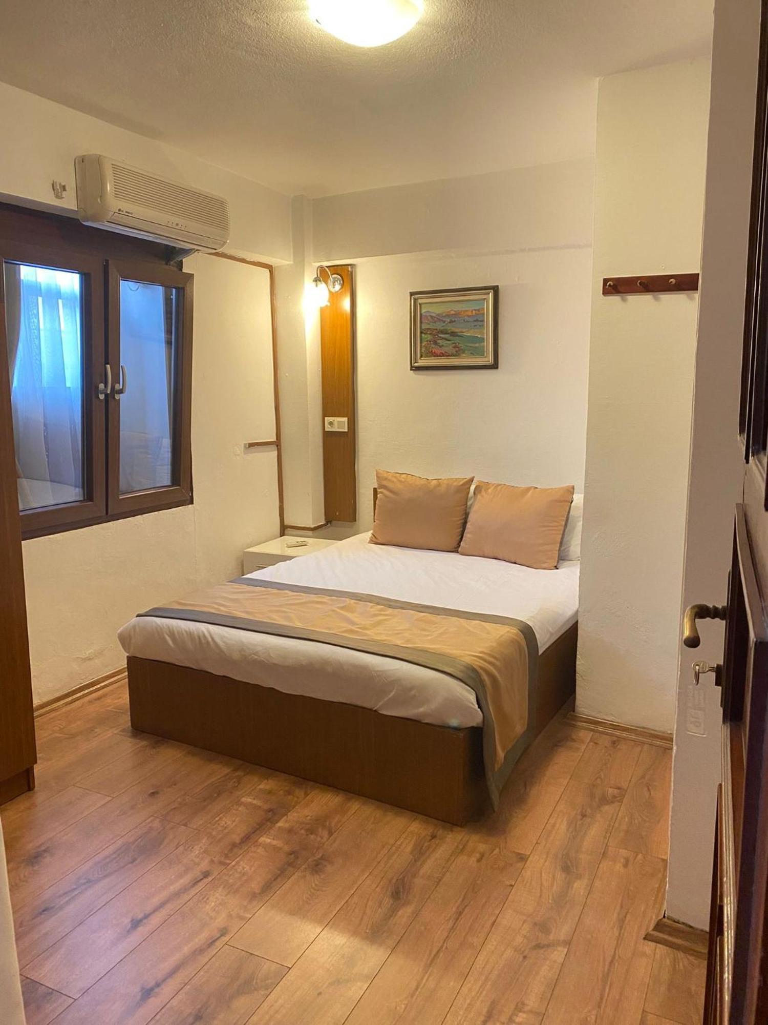 Konak Hotel Kaleici อันตัลยา ภายนอก รูปภาพ