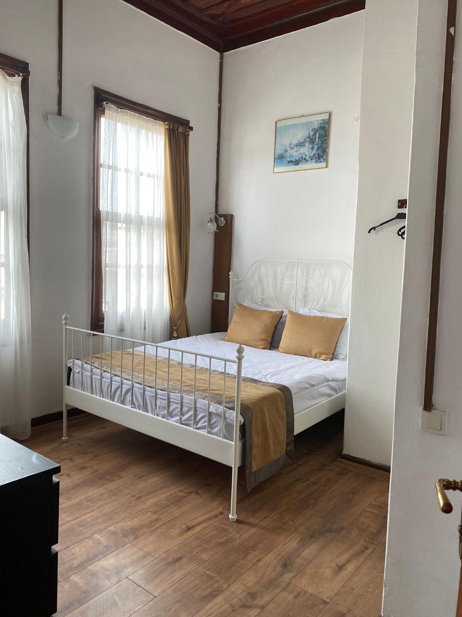 Konak Hotel Kaleici อันตัลยา ภายนอก รูปภาพ