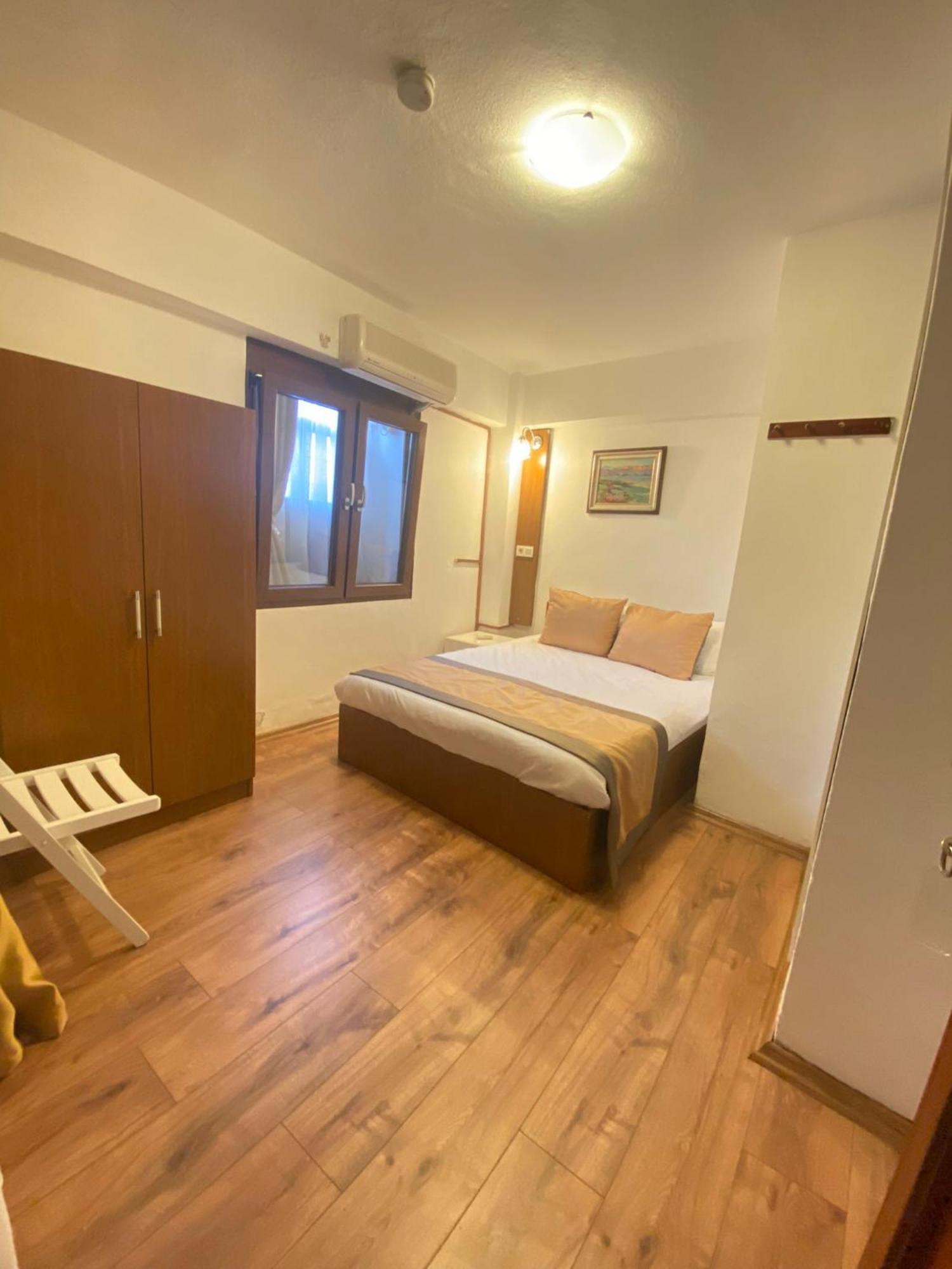 Konak Hotel Kaleici อันตัลยา ภายนอก รูปภาพ
