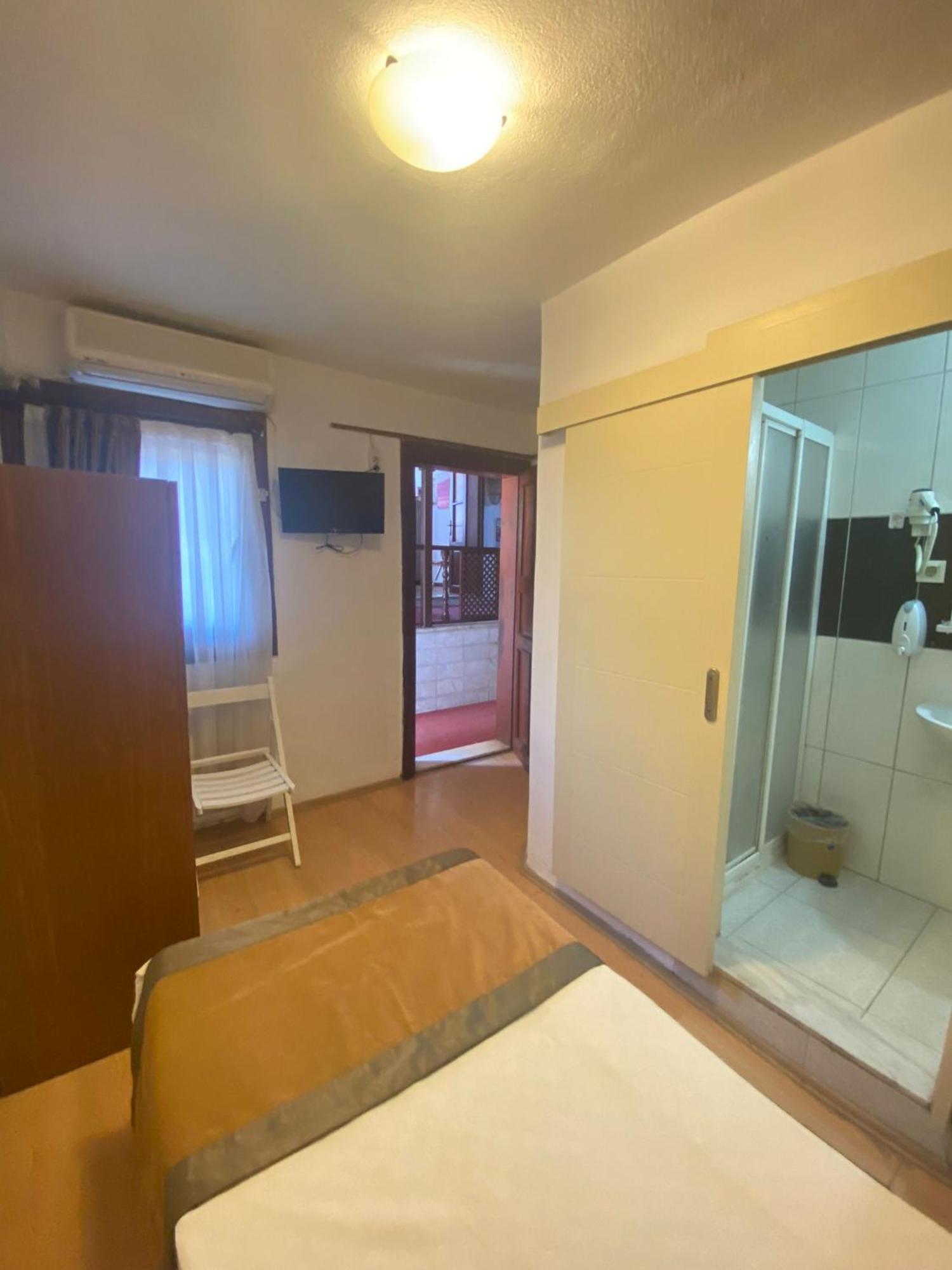 Konak Hotel Kaleici อันตัลยา ภายนอก รูปภาพ