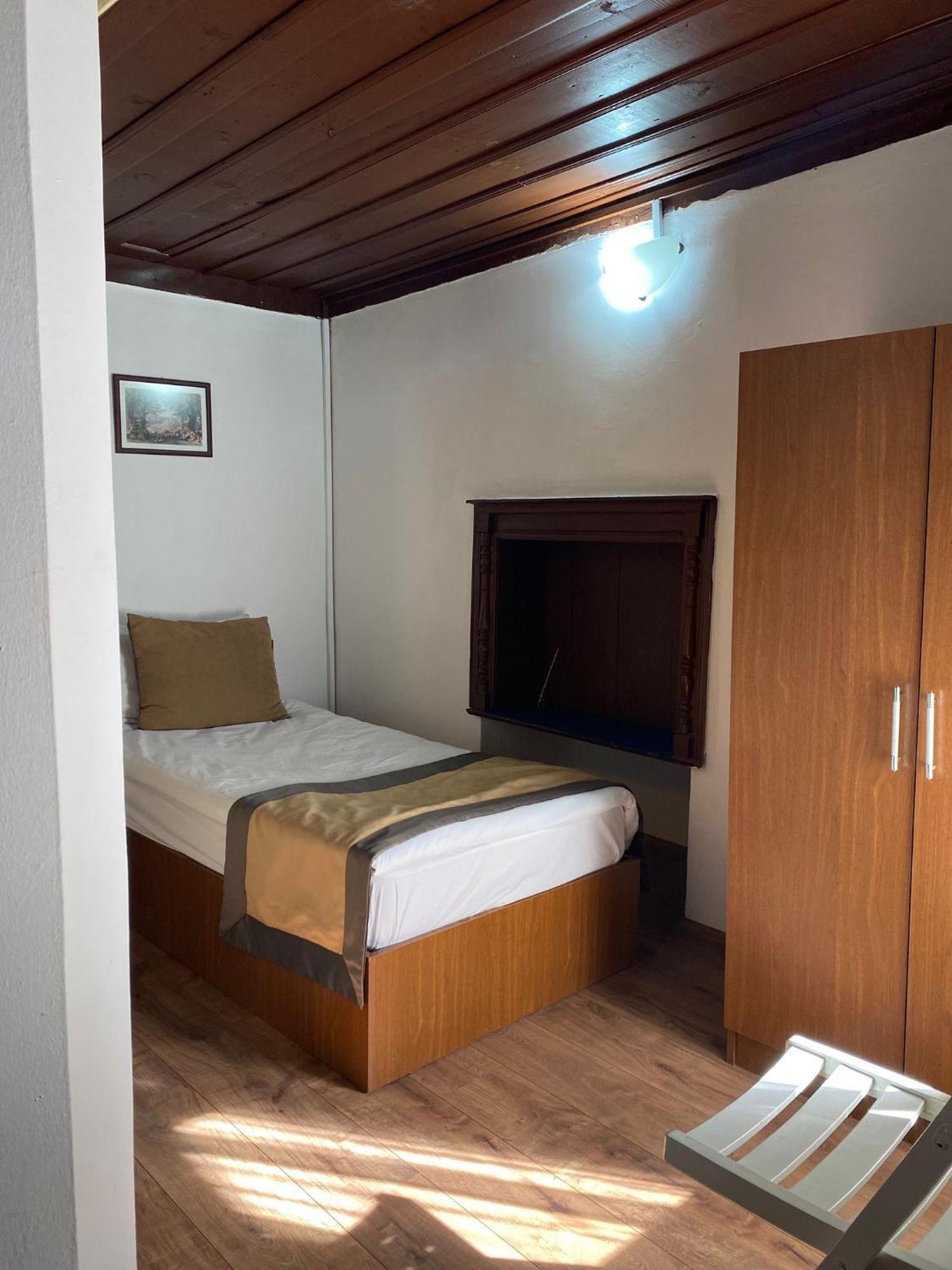 Konak Hotel Kaleici อันตัลยา ภายนอก รูปภาพ