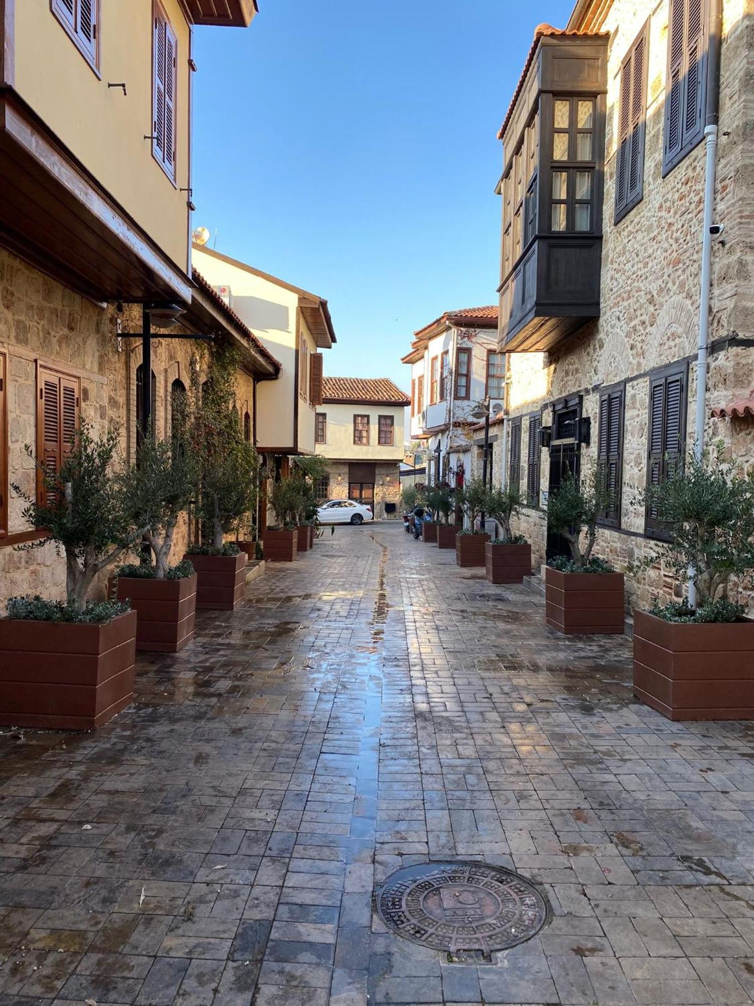 Konak Hotel Kaleici อันตัลยา ภายนอก รูปภาพ
