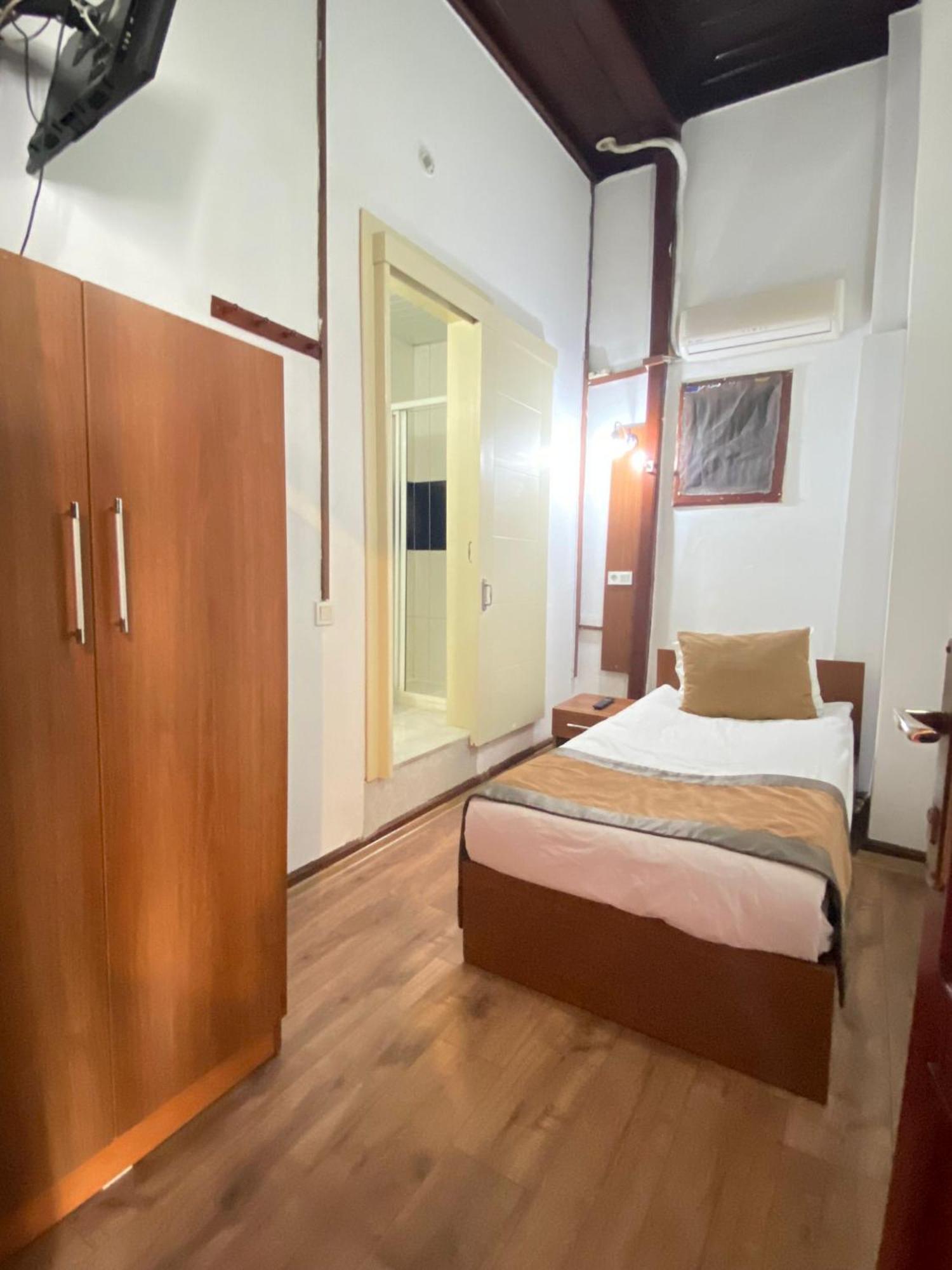 Konak Hotel Kaleici อันตัลยา ภายนอก รูปภาพ